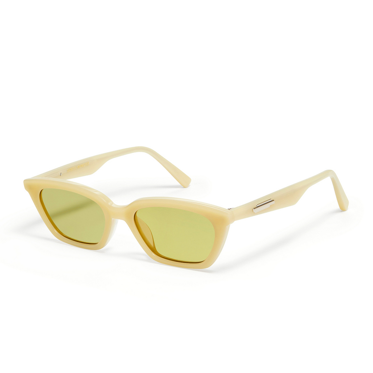 Gentle Monster® Cat-eye Sunglasses: Loti color Yellow Y1 - three-quarters view.