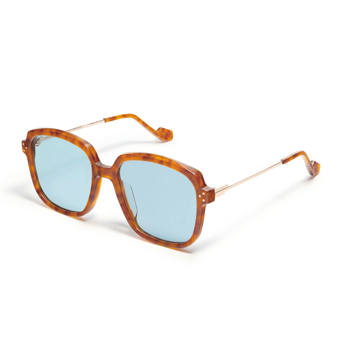 Gentle Monster® Square Sunglasses: Millie color Brown Tortoise L1 - three-quarters view.