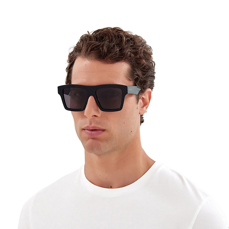 Gucci GG0962S Sunglasses 009 black - 5/5