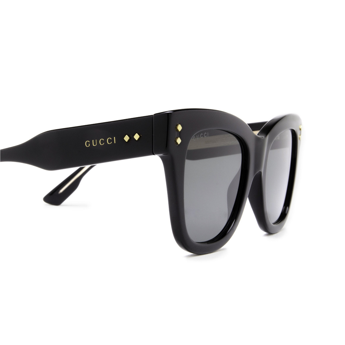 Gucci® Cat-eye Sunglasses: GG1082S color Black 001 - product thumbnail 3/3.