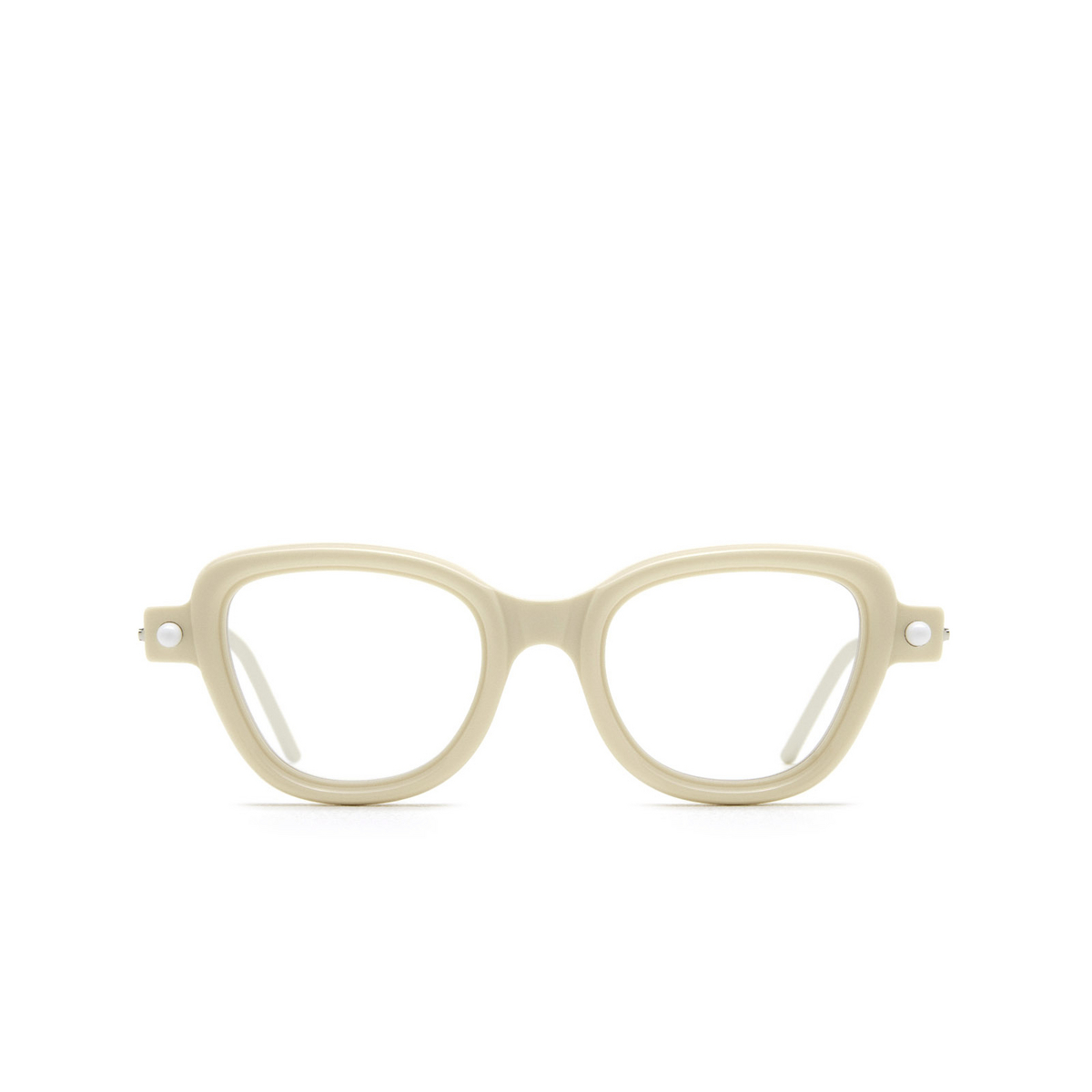 Kuboraum® Cat-eye Eyeglasses: P5 color Ivory & Matt Ivory Matt Cream Iy - front view.