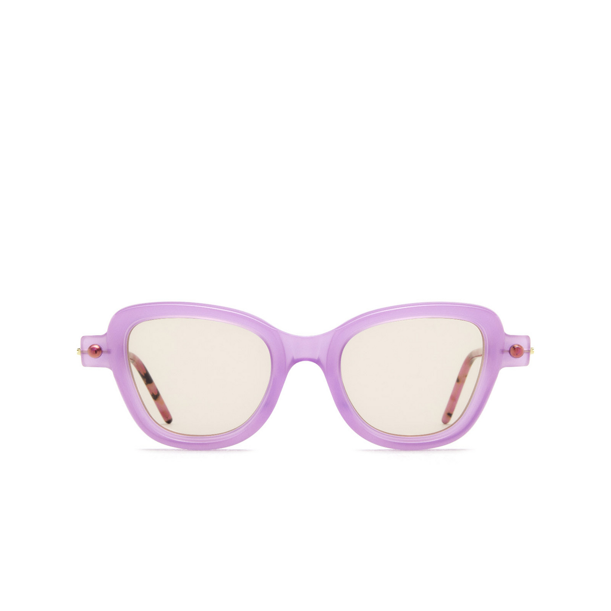 Kuboraum® Cat-eye Sunglasses: P5 color Mauve & Cyclamen Havana Fuchsia Mau - front view.