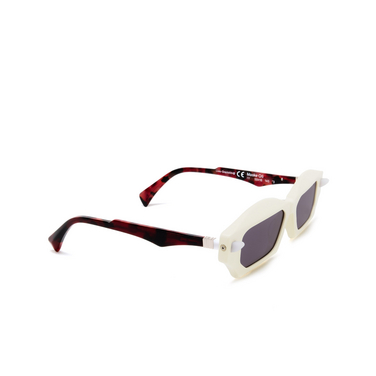 Kuboraum Q6 Sunglasses iy ivory & havana red - three-quarters view