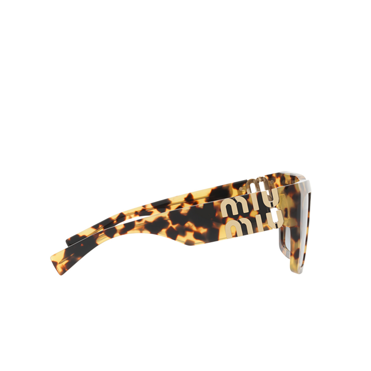 Miu Miu MU 10WS Sunglasses 7S00A7 Light havana - product thumbnail 3/4