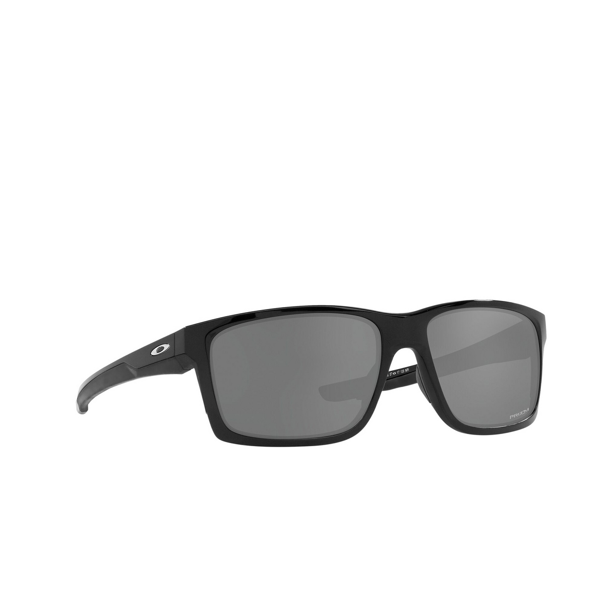 Oakley MAINLINK Sunglasses 926448 Polished Black - three-quarters view