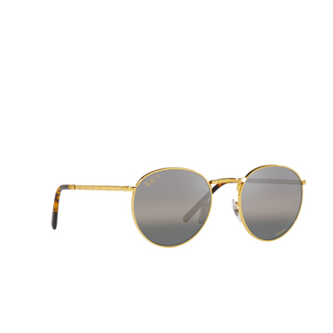 Lunettes de soleil Ray-Ban NEW ROUND 9196g3 legend gold - Vue trois quarts