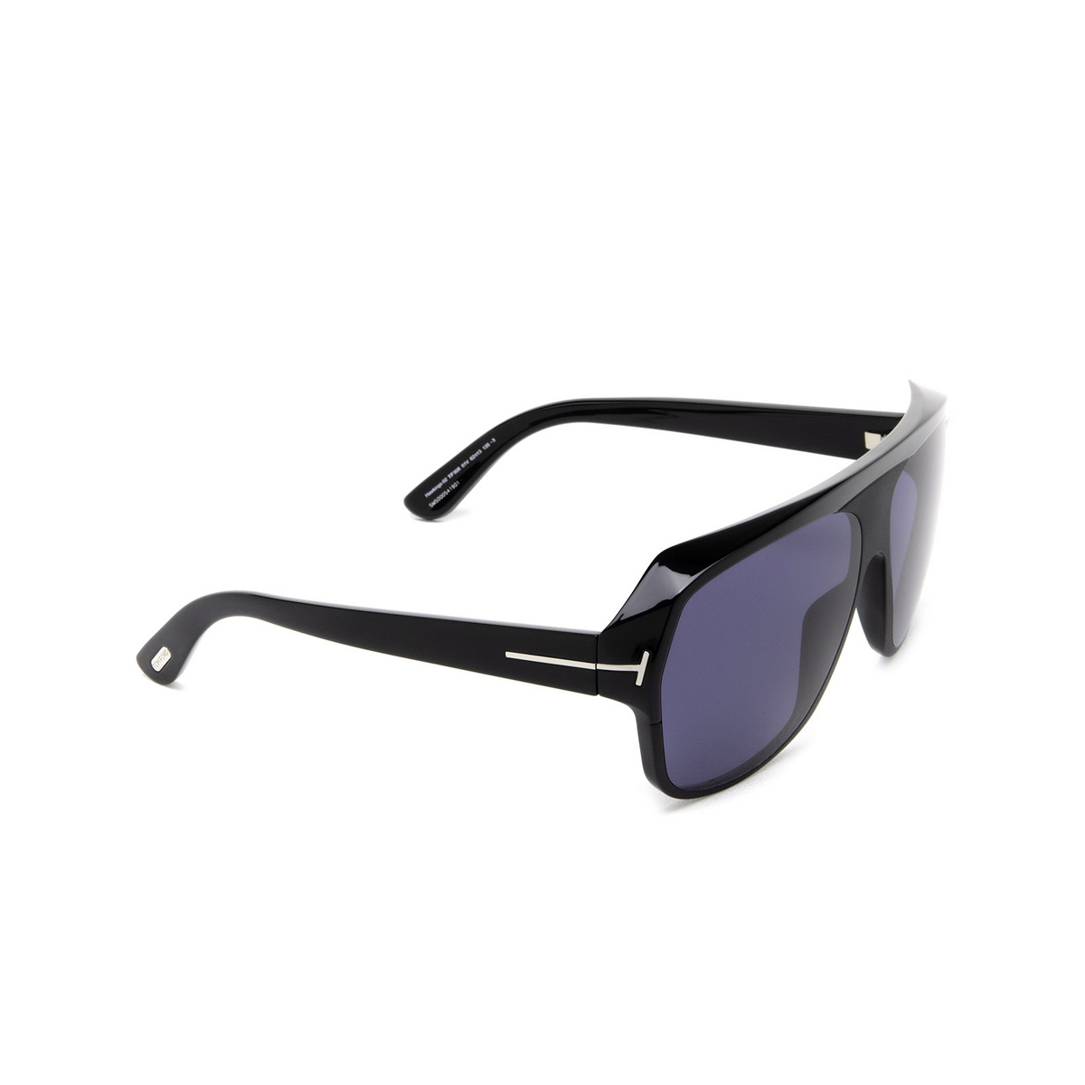 Tom Ford® Square Sunglasses: Hawkings-02 FT0908 color Black 01V - three-quarters view.