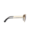 Versace VE2242 Sonnenbrillen 100289 gold - Produkt-Miniaturansicht 3/4