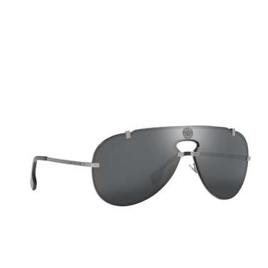 Versace VE2243 Sonnenbrillen 10026G gold - Dreiviertelansicht