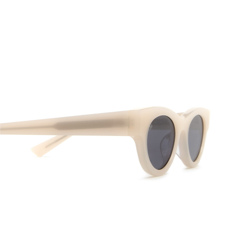 Akila MABEL Sunglasses 09/01 white - 3/4