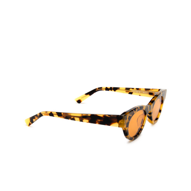 Akila MABEL Sunglasses 98/86 leopard - three-quarters view