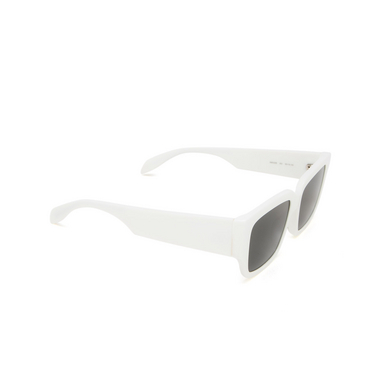 Gafas de sol Alexander McQueen AM0329S 003 white - Vista tres cuartos