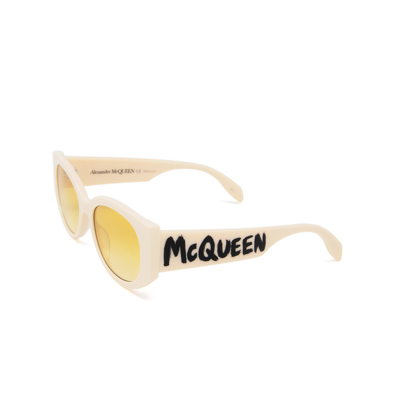 Alexander McQueen AM0330S Sunglasses 003 white - 4/5