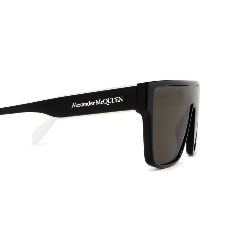 Alexander McQueen AM0354S Sunglasses 004 black - 3/4