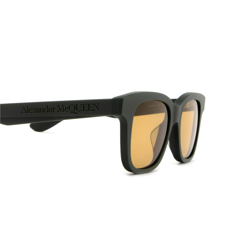 Alexander McQueen AM0382S Sunglasses 007 green - 3/4