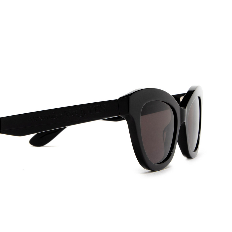 Alexander McQueen AM0391S Sunglasses 001 black - 3/4