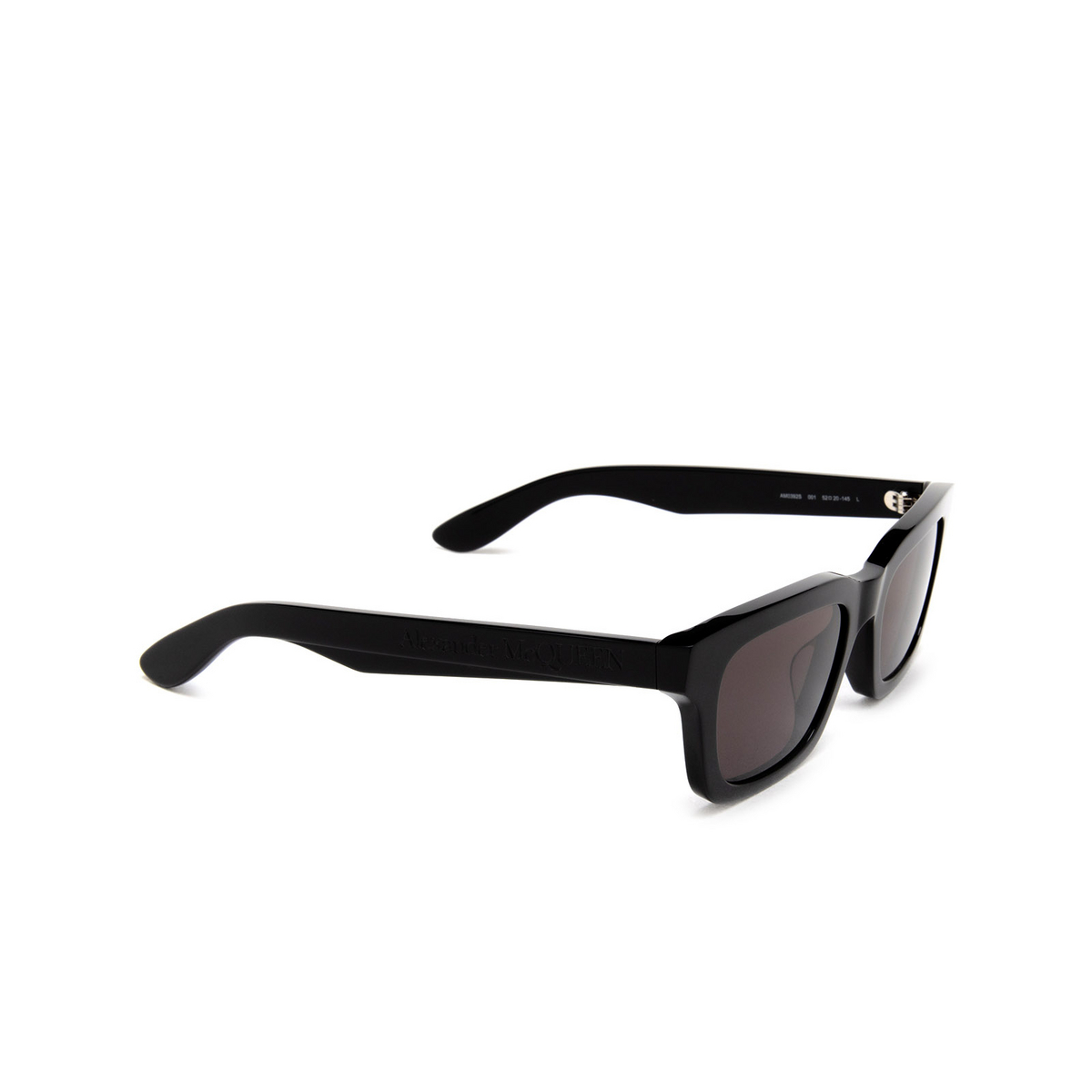 Alexander McQueen AM0392S Sunglasses 001 Black - three-quarters view