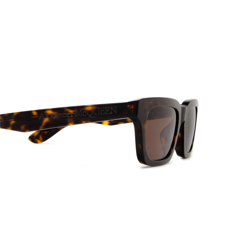 Alexander McQueen AM0392S Sunglasses 002 havana - 3/4