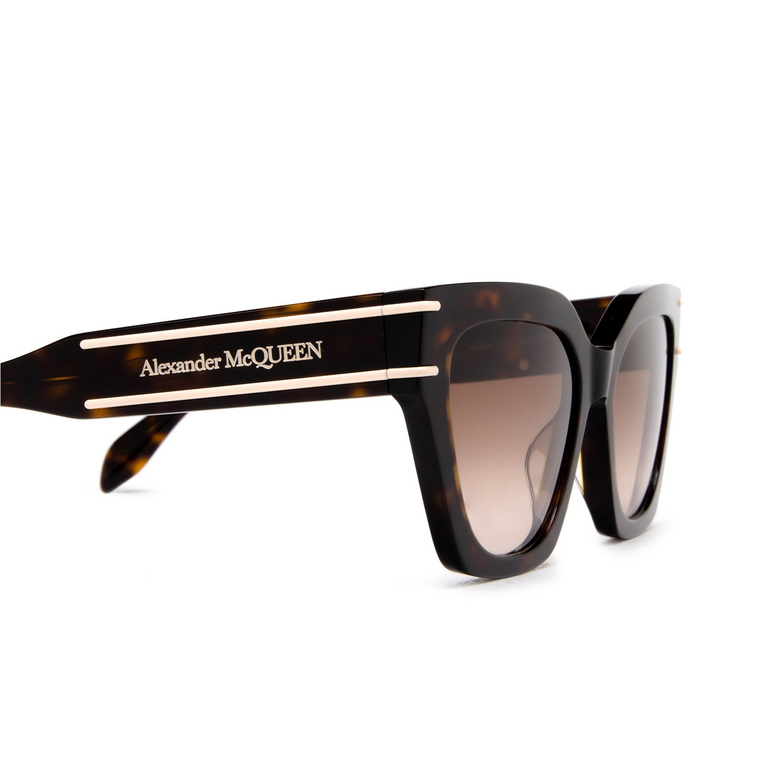Alexander McQueen AM0398S Sunglasses 002 havana - 3/4