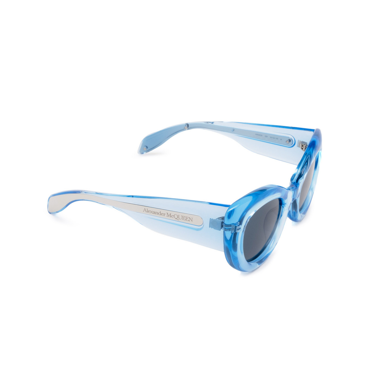 Alexander McQueen The Curve Cat-eye Sunglasses 004 Light Blue - three-quarters view