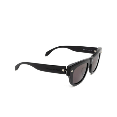Alexander McQueen AM0425S Sunglasses 001 black - three-quarters view
