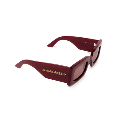 Gafas de sol Alexander McQueen AM0433S 003 burgundy - Vista tres cuartos