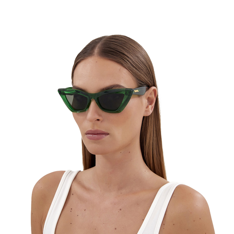Bottega Veneta BV1101S Sunglasses 010 green - 5/5