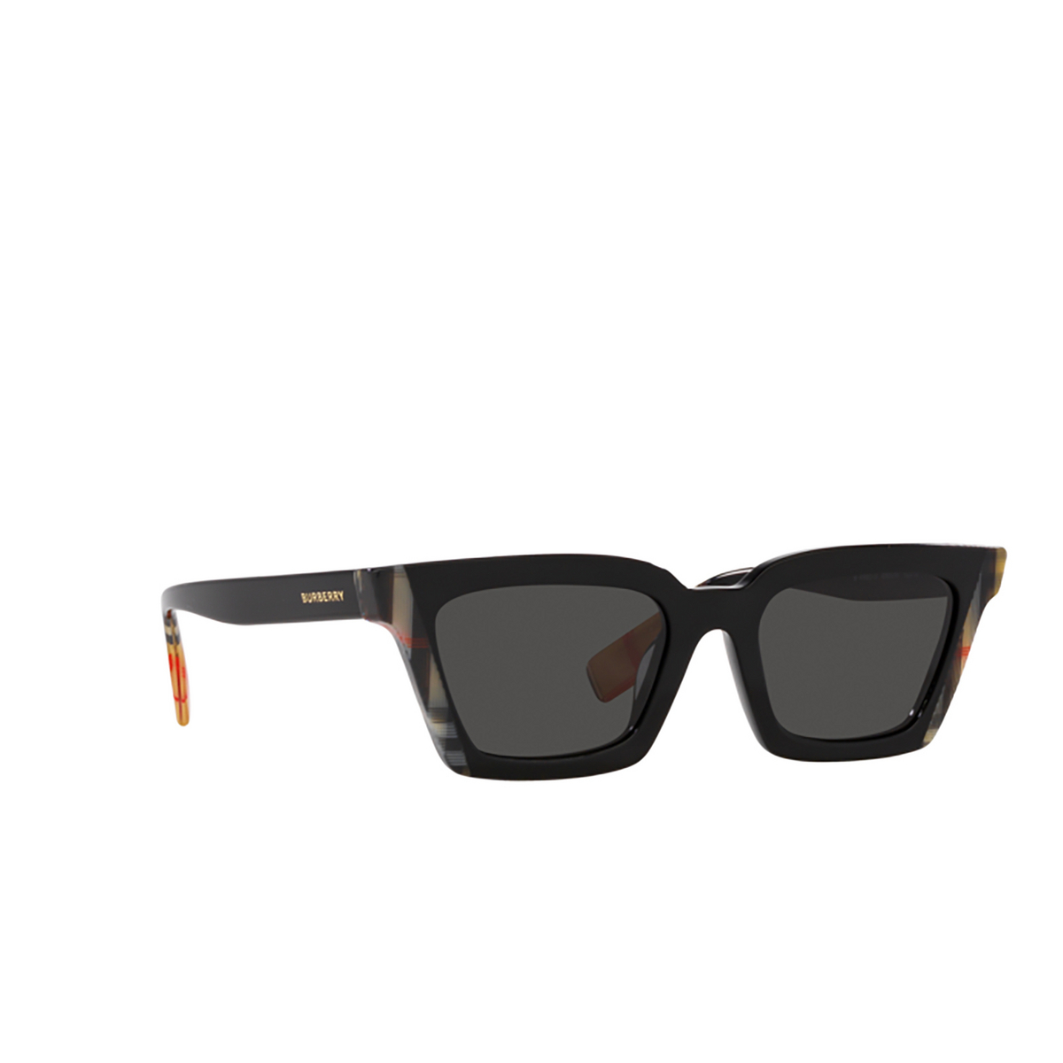 Burberry BRIAR Sunglasses 405587 Black / Vintage Check - three-quarters view