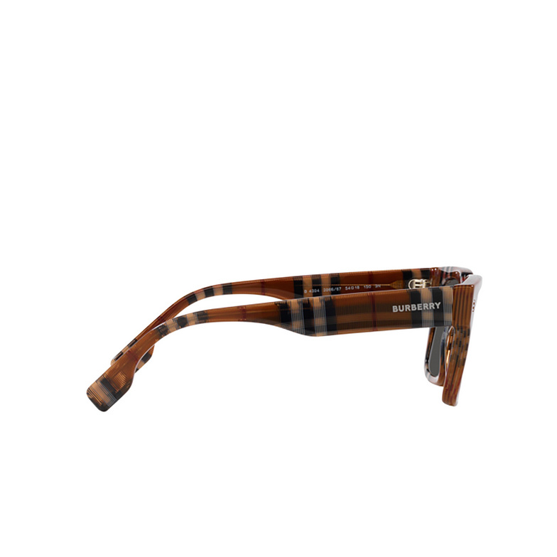 Gafas de sol Burberry HAYDEN 396687 check brown - 3/4