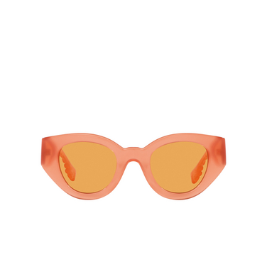 Gafas de sol Burberry Meadow 4068/7 orange - Vista delantera