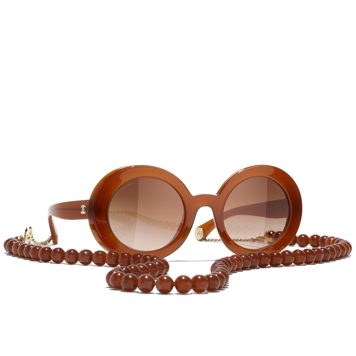 CHANEL round Sunglasses 1722S5 Brown & Gold - three-quarters view