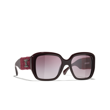 CHANEL square Sunglasses 1461S1 burgundy - three-quarters view