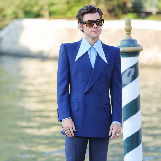 Occhiali da sole Gucci di Harry Styles al Festival del Cinema di Venezia 2022