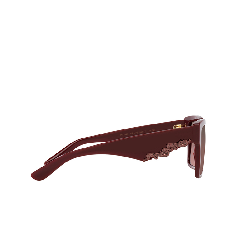 Dolce & Gabbana DG4436 Sunglasses 30917E bordeaux - 3/4