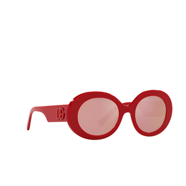 Dolce & Gabbana DG4448 Sunglasses 3088E4 red - three-quarters view