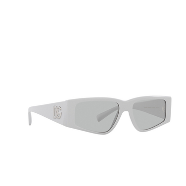 Gafas de sol Dolce & Gabbana DG4453 341887 light grey - Vista tres cuartos