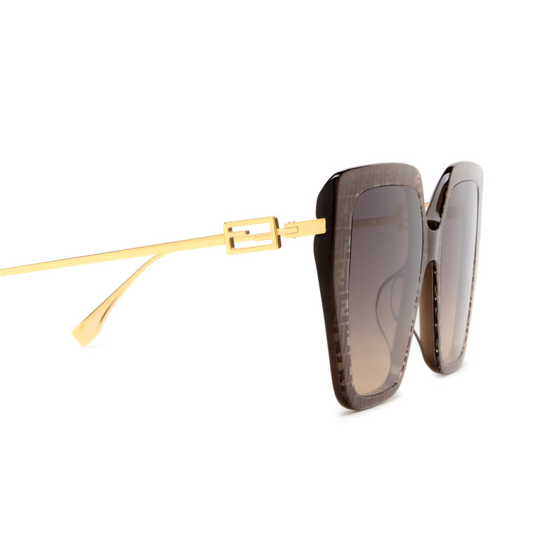 Fendi FE40012U Sunglasses 50F ivory - 3/4