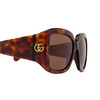 Occhiali da sole Gucci GG1402S 002 havana - anteprima prodotto 3/4