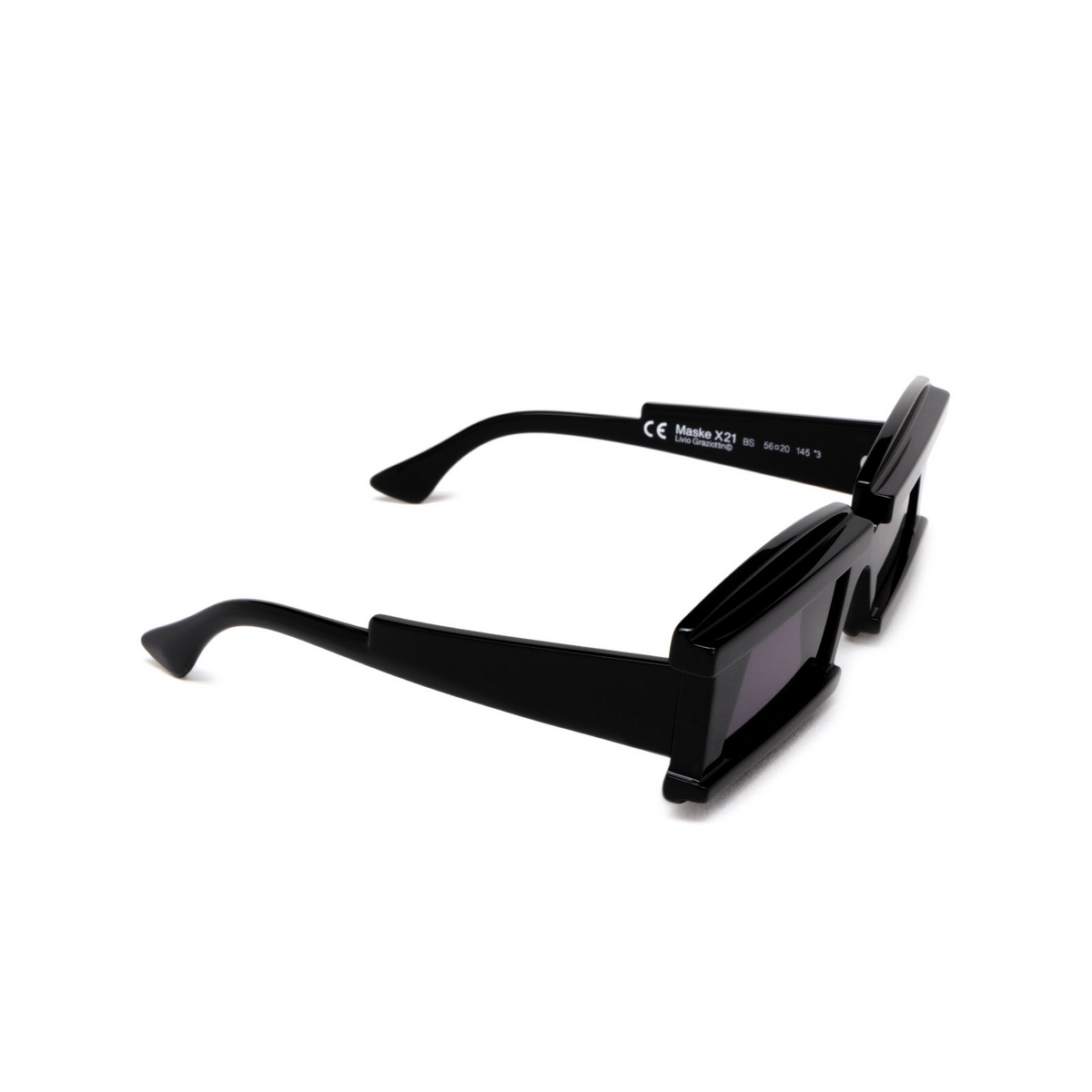 Kuboraum X21 Sunglasses BS Black Shine - three-quarters view