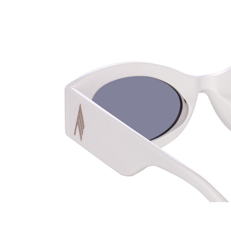 Linda Farrow BERTA Sunglasses 7 white / silver - 4/5