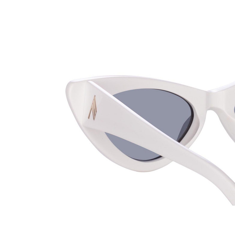 Linda Farrow DORA Sunglasses 12 white / silver - 4/5