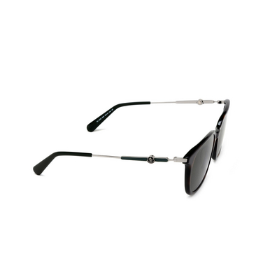 Moncler ML0225 Sunglasses 52R dark havana - three-quarters view