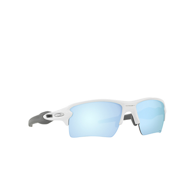 Oakley FLAK 2.0 XL Sunglasses 918882 polished white - three-quarters view