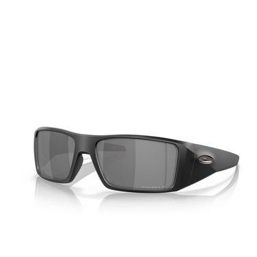 Oakley HELIOSTAT Sunglasses 923102 matte black - three-quarters view