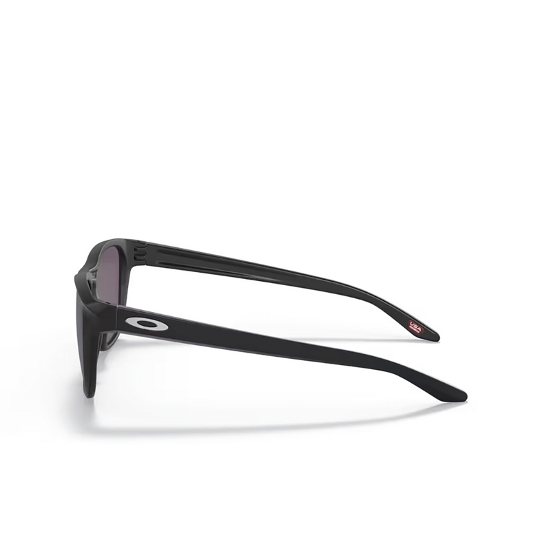 Oakley MANORBURN Sonnenbrillen 947901 matte black - 3/4