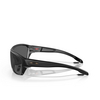 Oakley SPLIT SHOT Sunglasses 941624 matte black - product thumbnail 3/4
