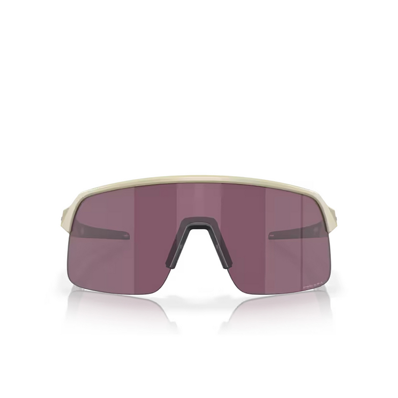 Gafas de sol Oakley SUTRO LITE 946352 matte sand - 1/4