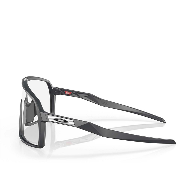 Oakley SUTRO Sunglasses 940698 matte carbon - 3/4