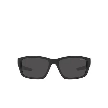 Gafas de sol Prada Linea Rossa PS 04YS 1BO06F matte black - Vista delantera