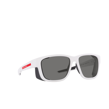 Gafas de sol Prada Linea Rossa PS 07WS TWK02G white rubber - Vista tres cuartos